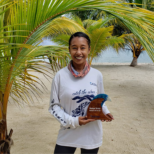 Monique Vernon headshot