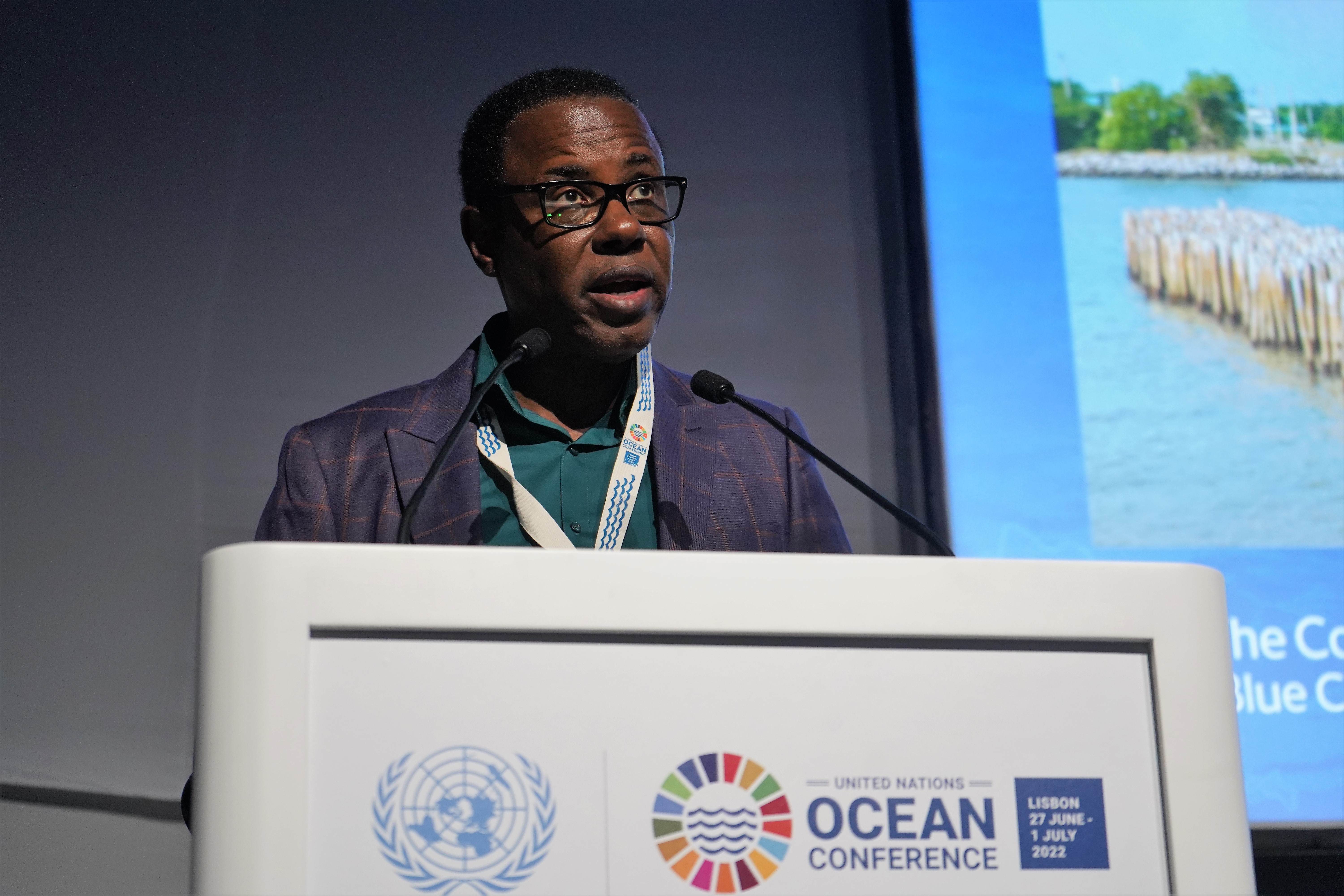 Antigua and Barbuda Minister