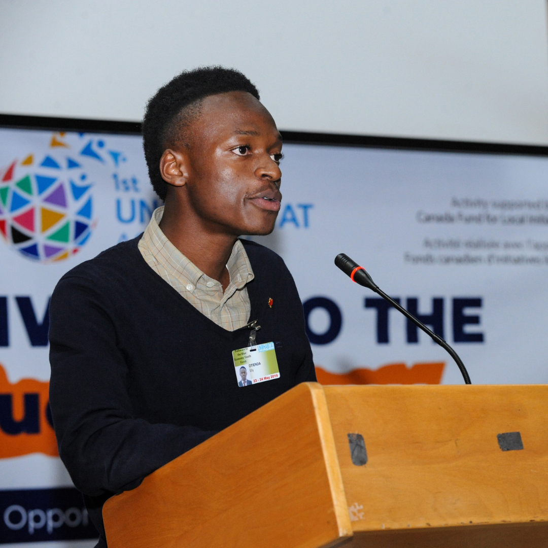 Elly Savatia headshot