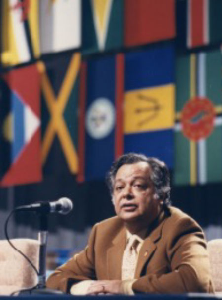 Shridath Ramphal at the 1987 Commonwealth Heads of Government meeting in Vancouver, Canada