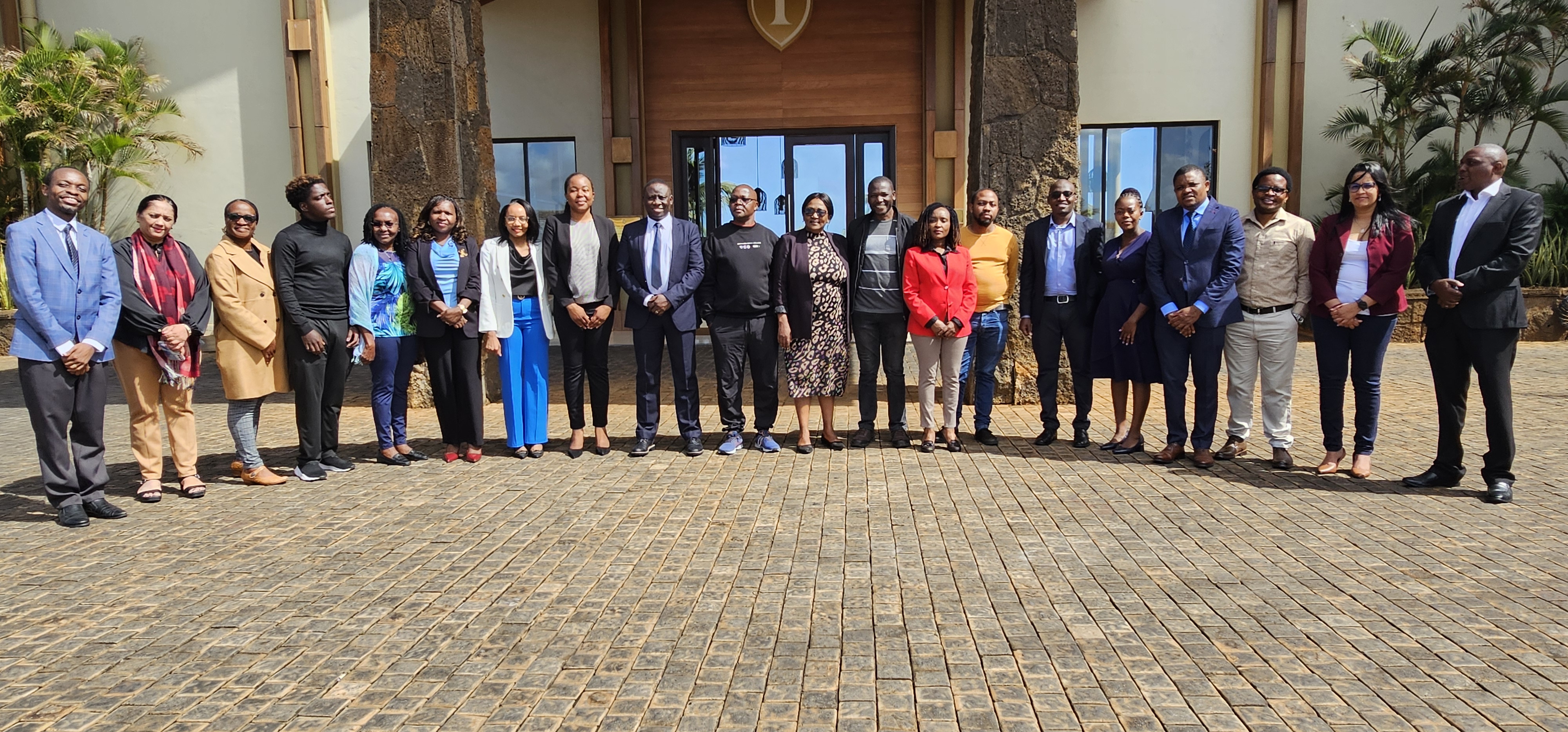 Group photo of participants at a health policy dialogue in Mauritius