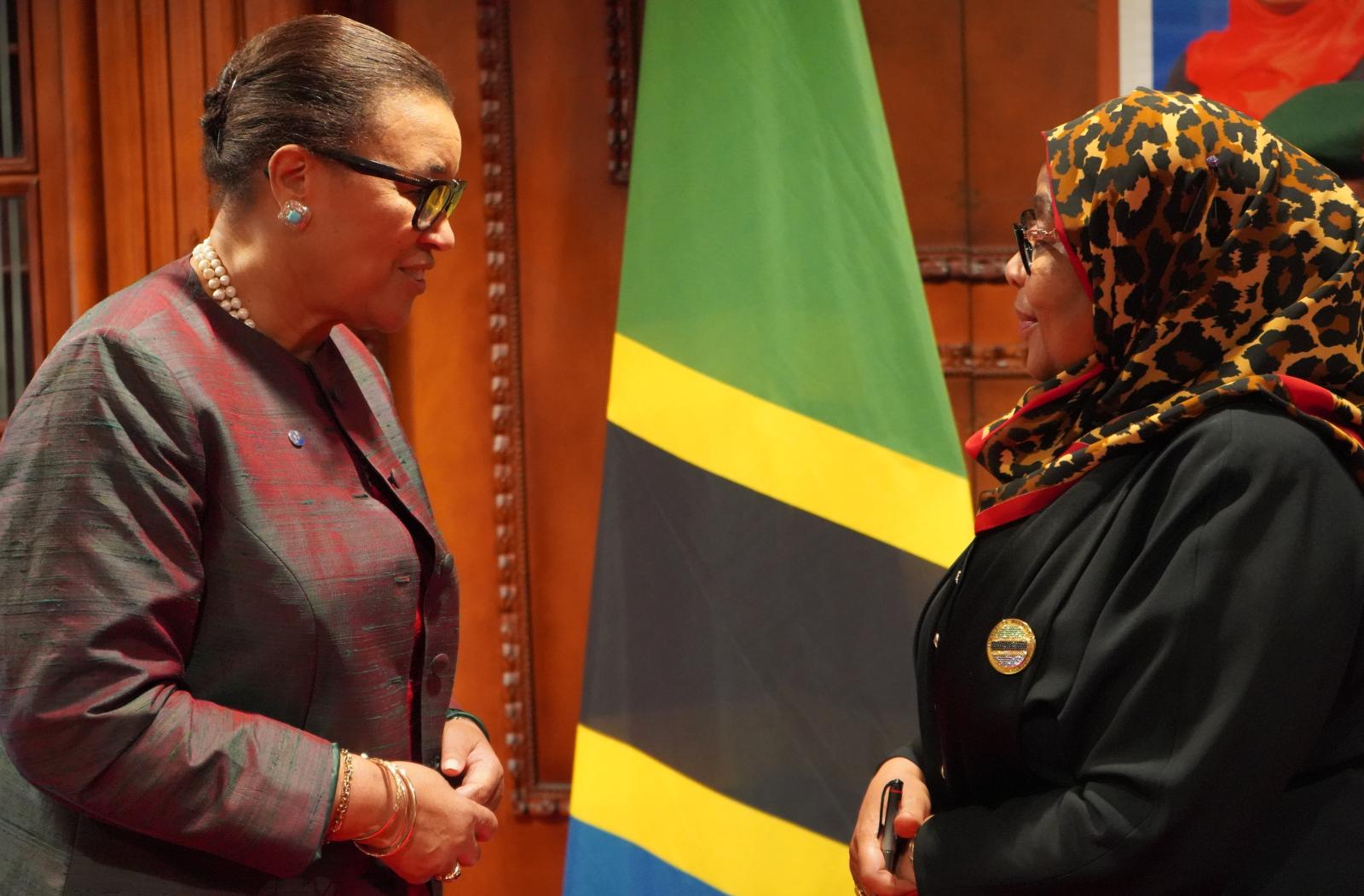 Secretary-General of the Commonwealth with the President of Tanzania