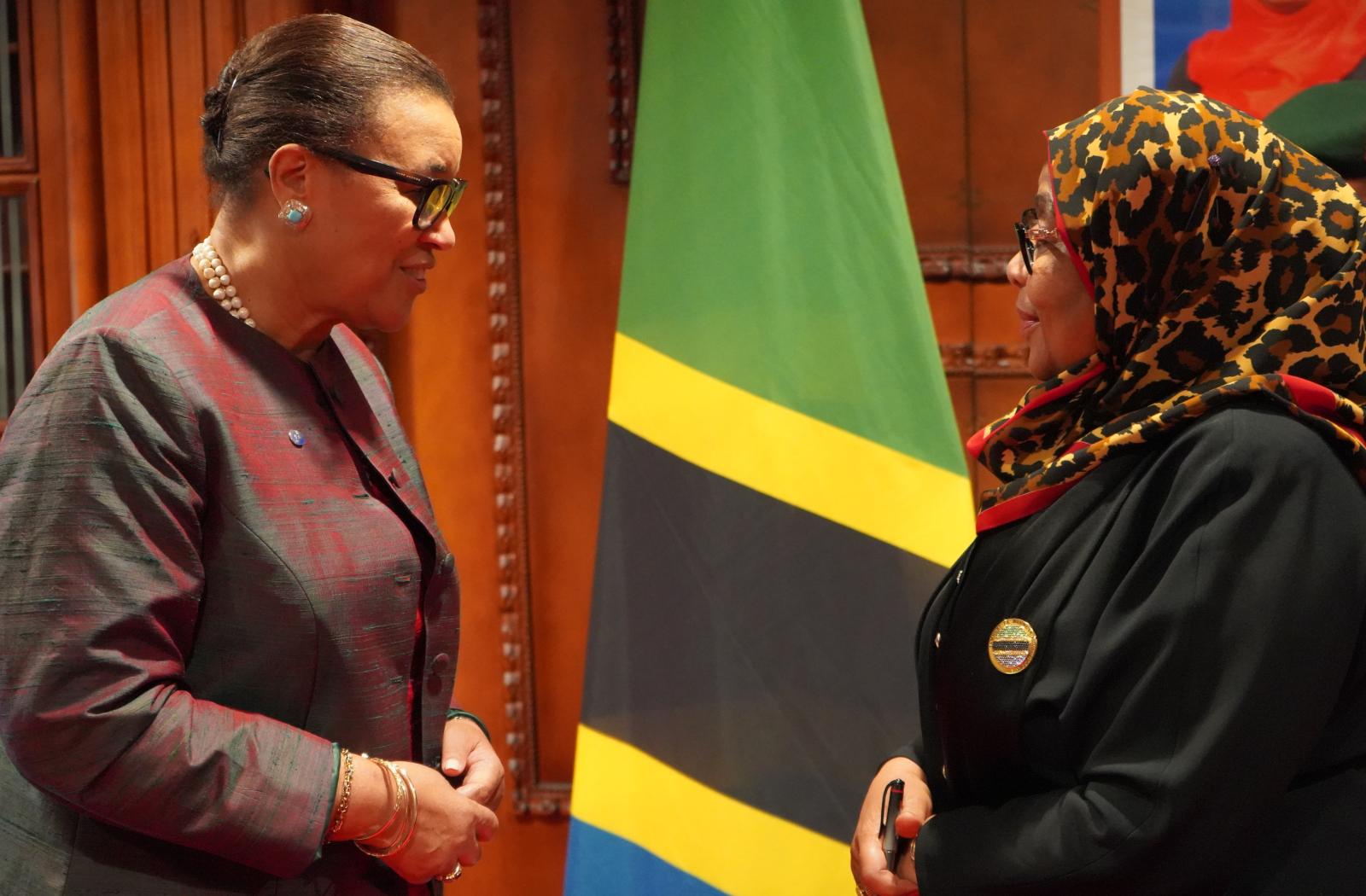 Secretary-General of the Commonwealth with the President of Tanzania