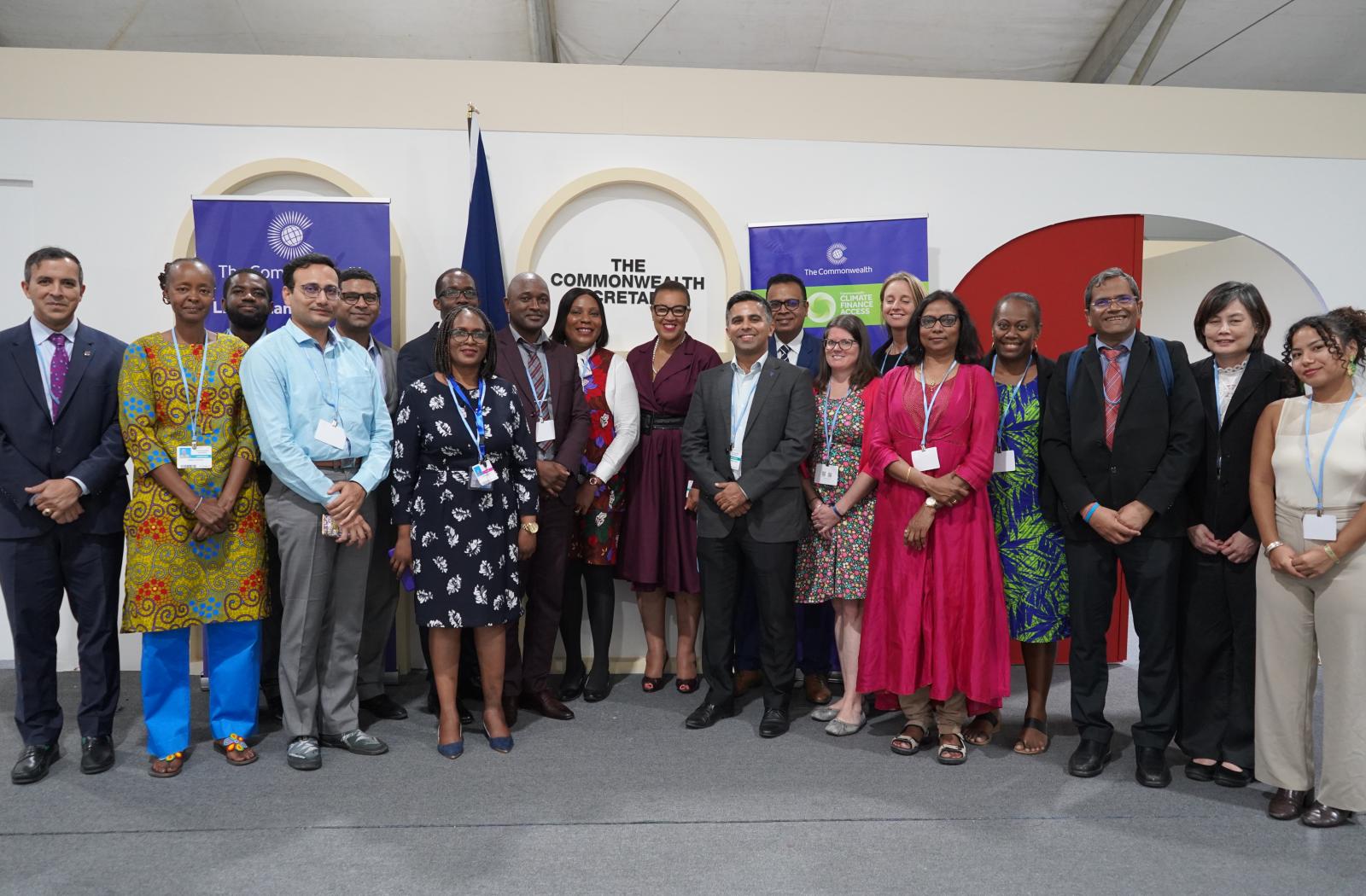 Group photo of climate team with the Commonwealth Secretary-General at COP27