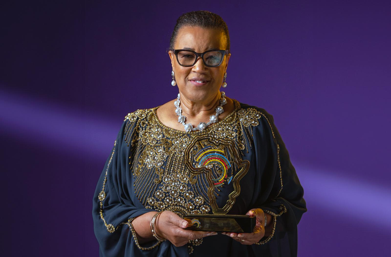 The Commonwealth Secretary-General with award for championing prosperity across Africa