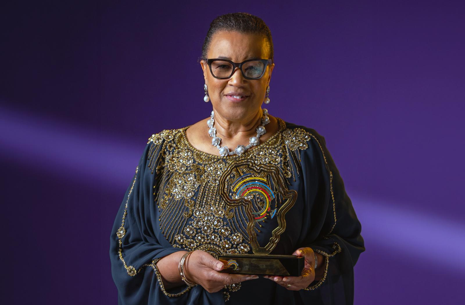 The Commonwealth Secretary-General with award for championing prosperity across Africa