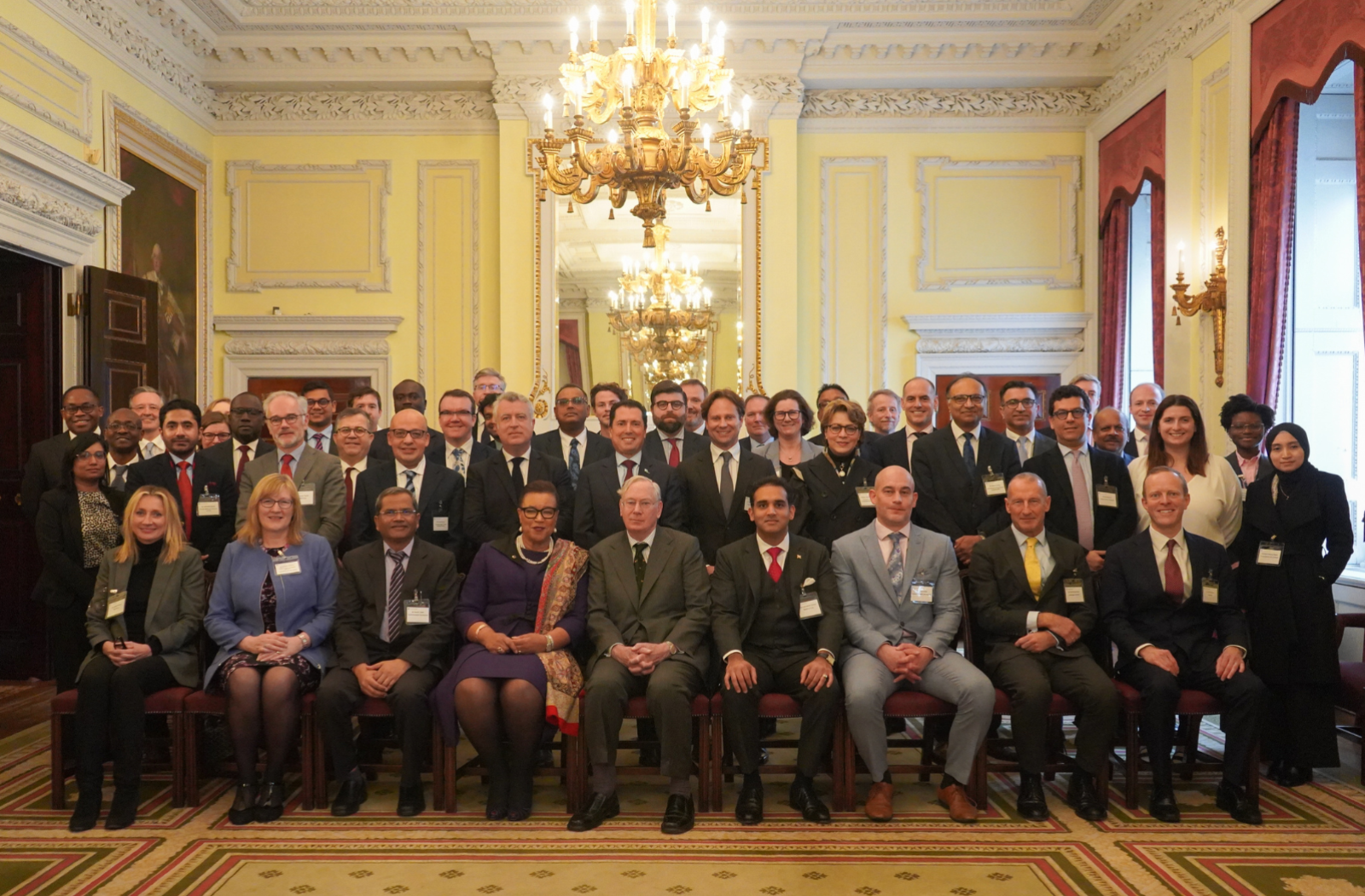 A group photo of leaders of sovereign wealth funds with the Commonwealth Secretary-General and HRH Duke of Gloucester
