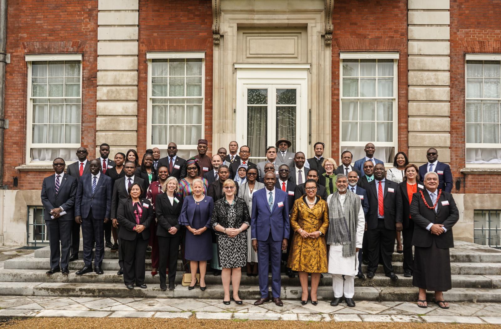 Commonwealth-ministers-come-together