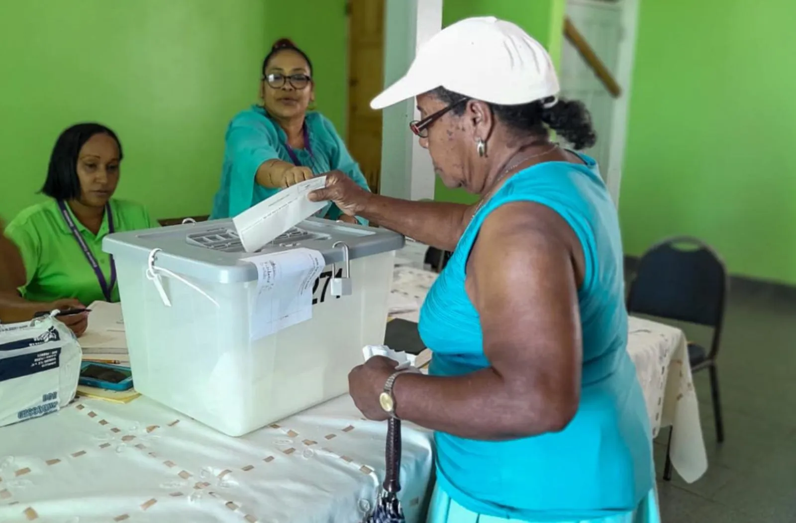 lady casts her vote