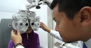 trachoma eye scientist