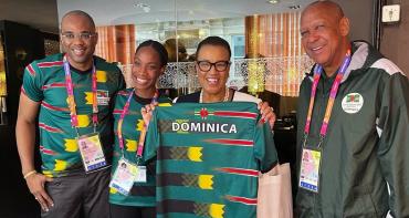 Commonwealth Secretary-General The Rt Hon Patricia Scotland, with athletes from Dominica