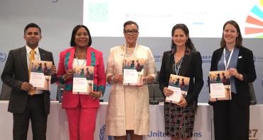 Panel launching the guide book