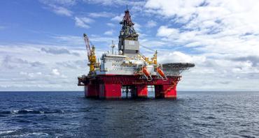 Oil rig