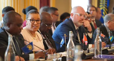 Commonwealth Secretary-General speaking at the meeting