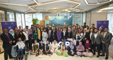 Group photo of young leaders at the Commonwealth Asian regional summit