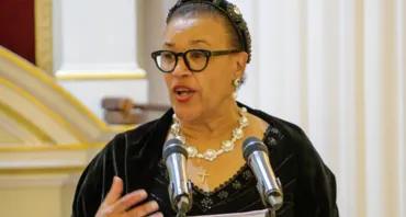 secretary-general-speaking-at-lord-mayor-event