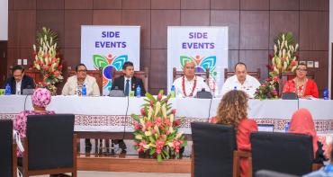 Climate Breakfast Governors sat at table