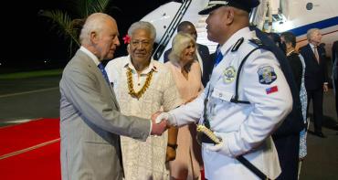 Their Majesties arrive in Samoa