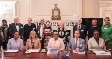 A group photo of Commonwealth Secretary-General and experts who participated in the roundtable discussion on enhancing disaster resilience for SIDS at Marlborough House