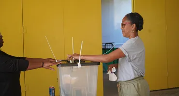 Voter concluded voting process in Antigua and Barbuda