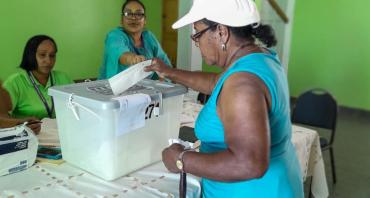 lady casts her vote